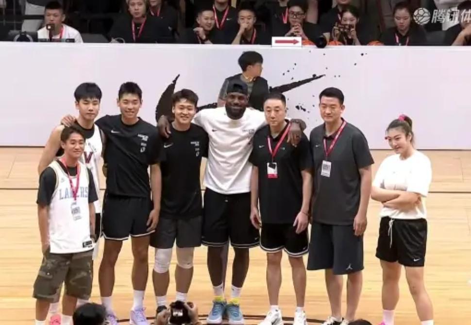 广东男篮好消息！崔永熙上演暴扣 亲承重返CBA，透露伤病恢复详情