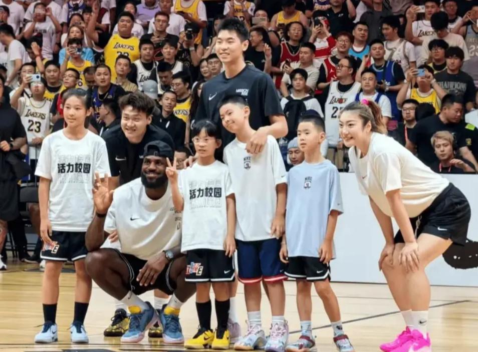 广东男篮好消息！崔永熙上演暴扣 亲承重返CBA，透露伤病恢复详情